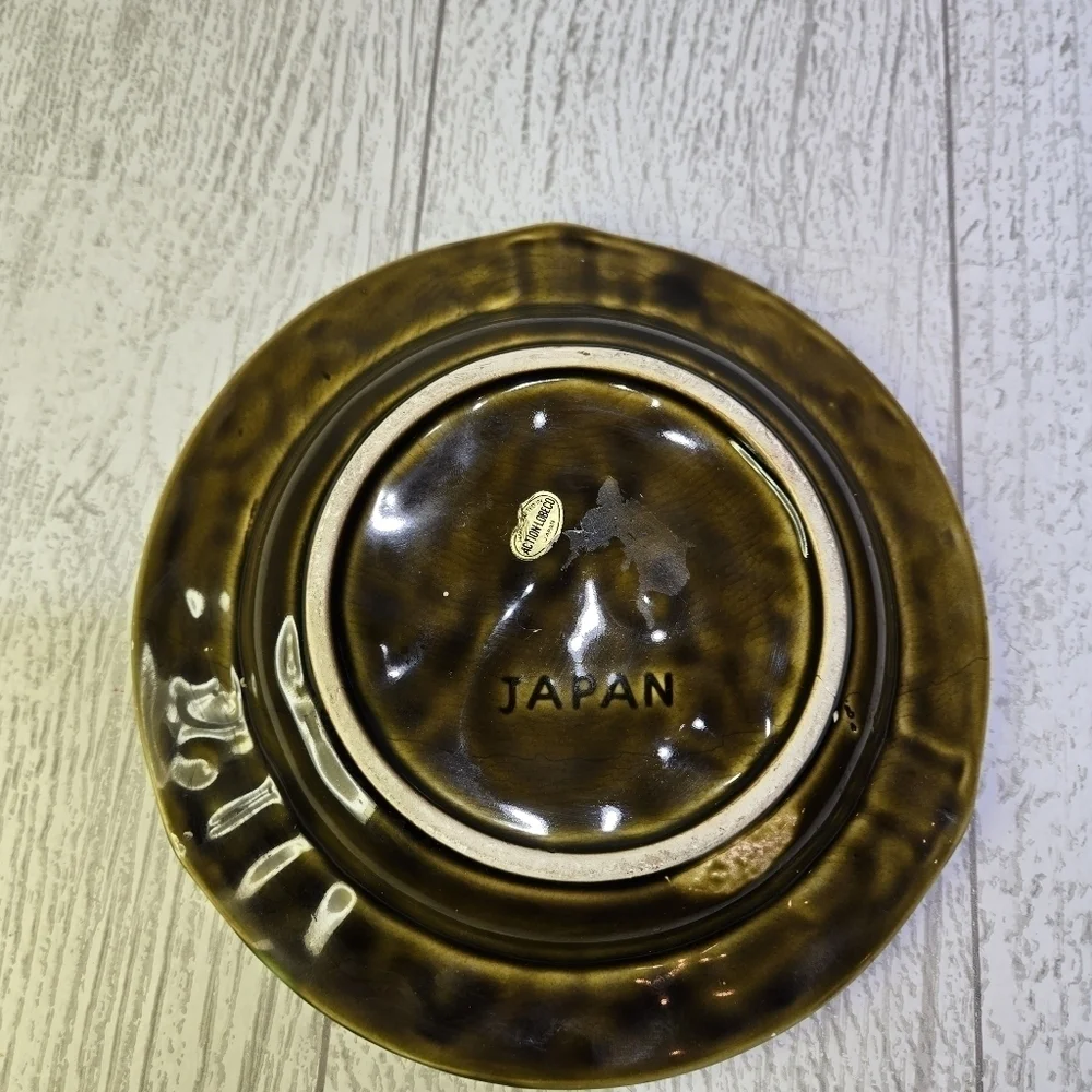 VINTAGE NEVLO POTTERY FRUIT & LEAVES PATTERN ASHTRAY JAPAN 7